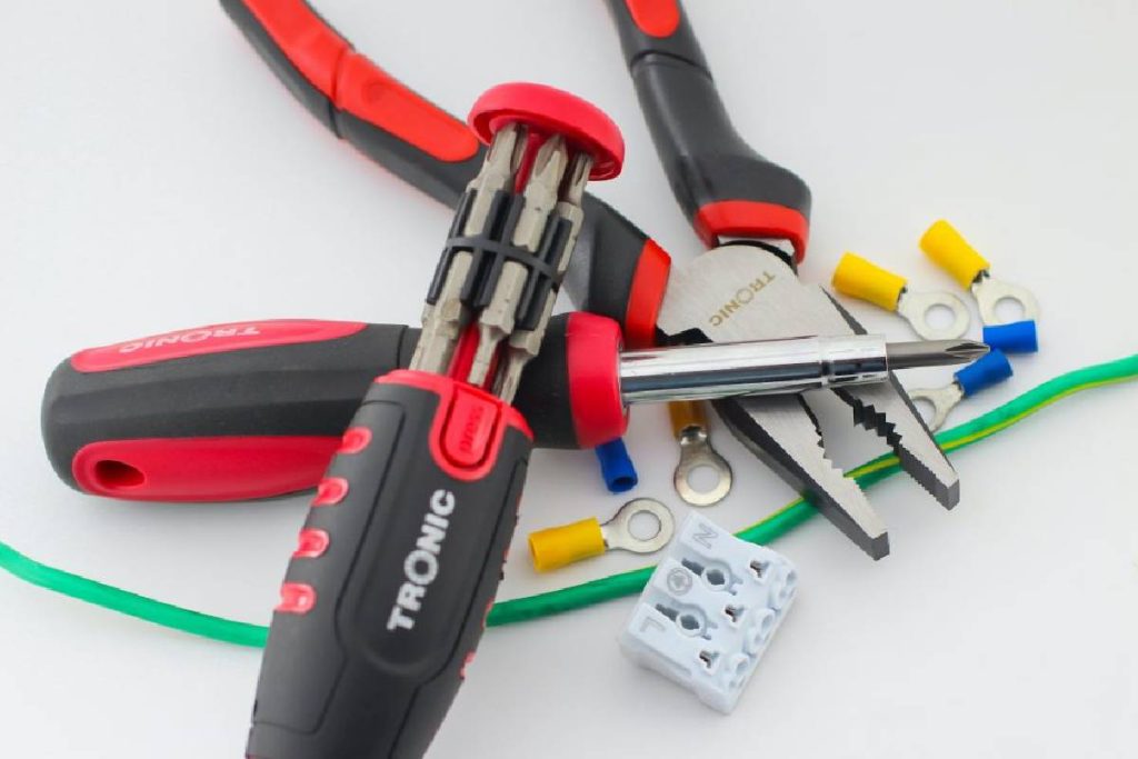 Eco-Friendly Materials in Contemporary Pliers Design